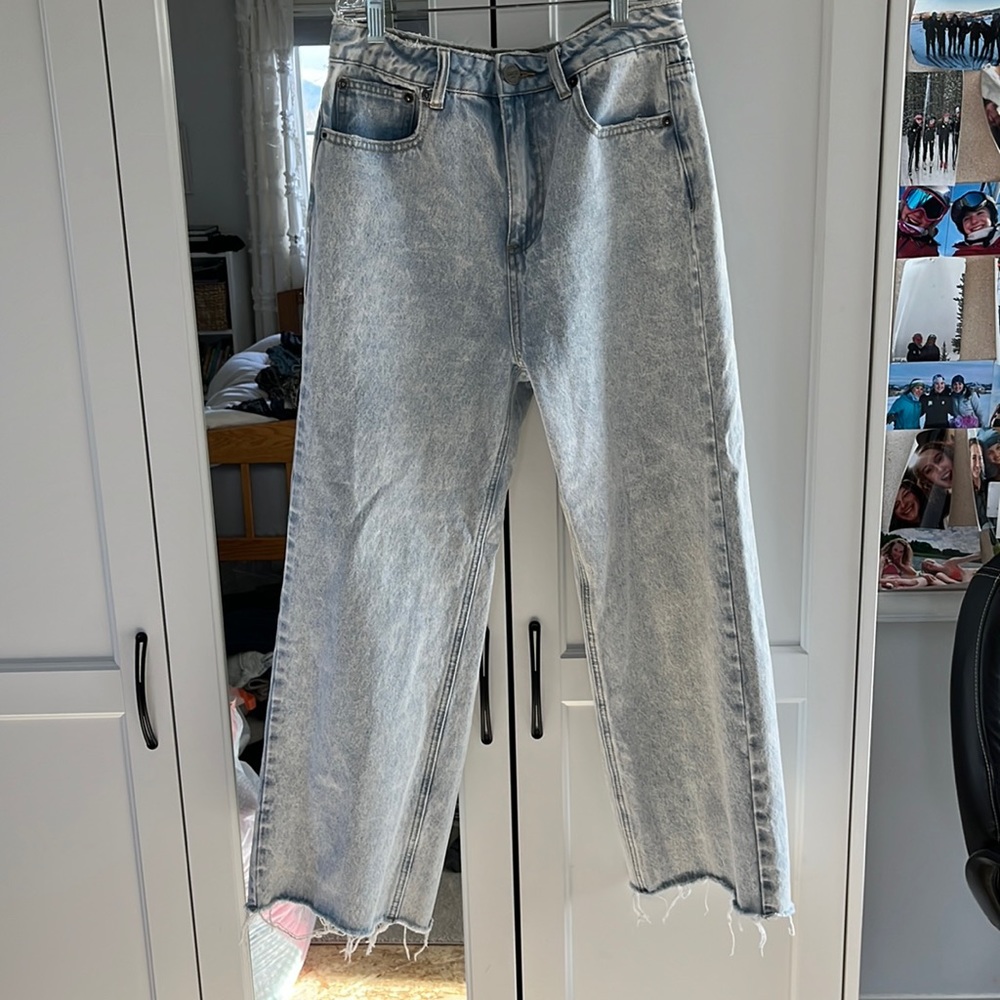 Amuse Society High Waisted Acid Wash Mom Jeans